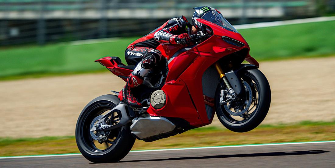 Ducati Panigale V4 2025