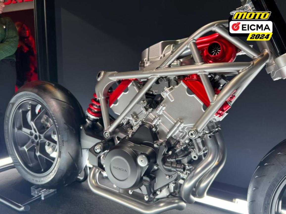 Honda V3 engine with compressor