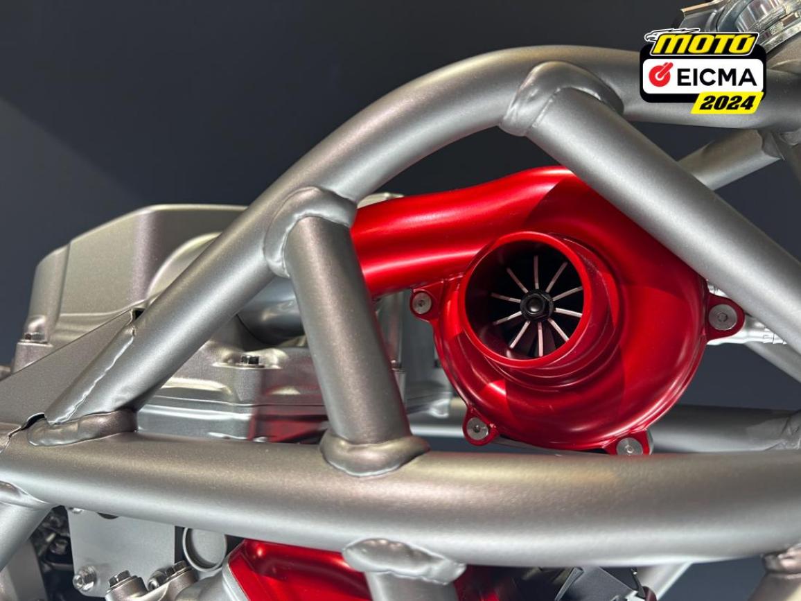 Honda V3 engine with compressor