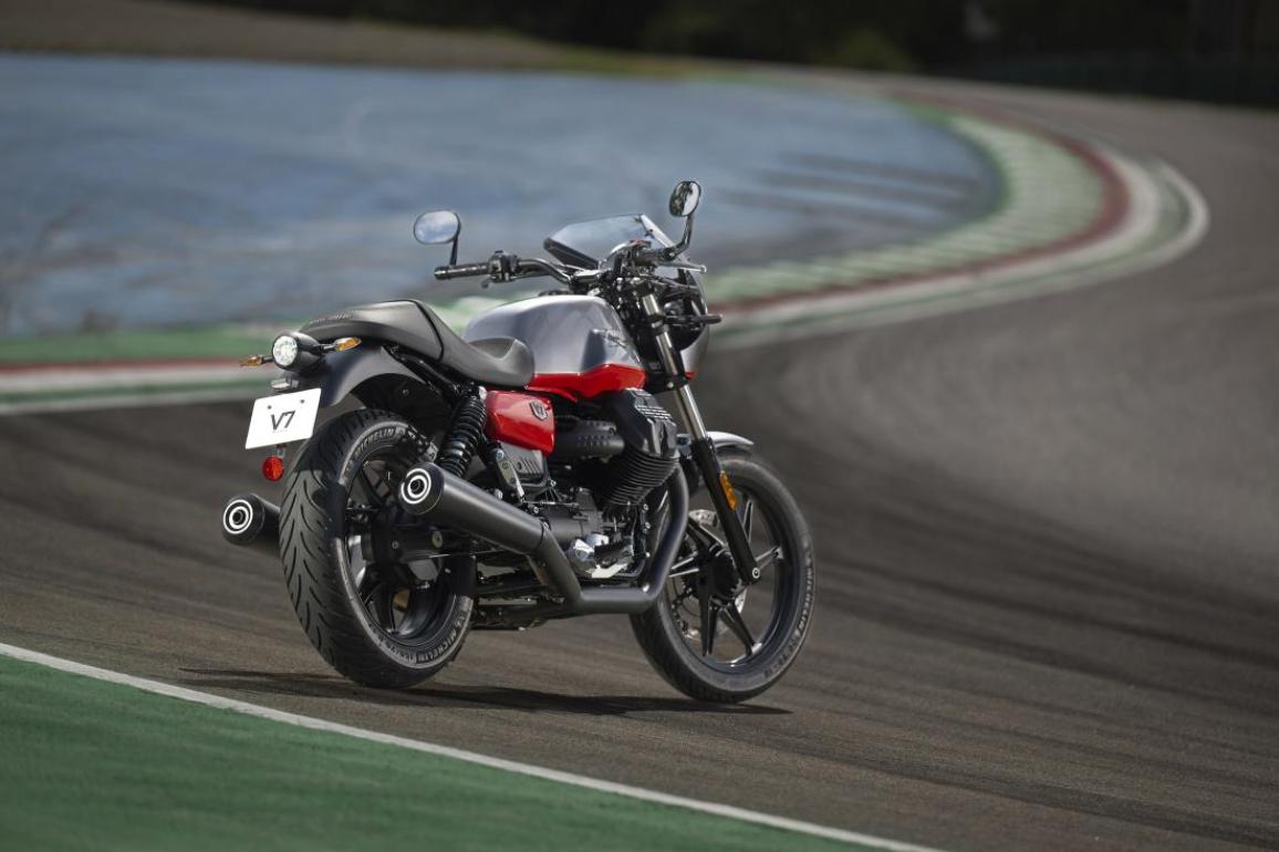 Moto Guzzi V7 Stone Corsa