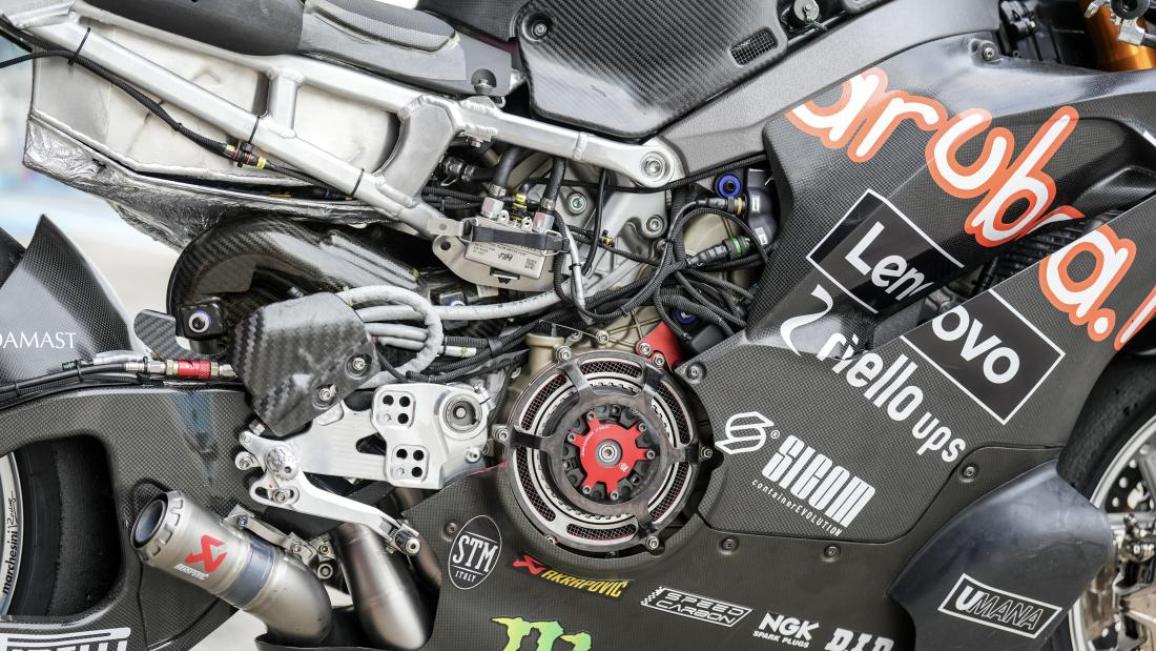 WSBK Panigale V4R Jerez Test