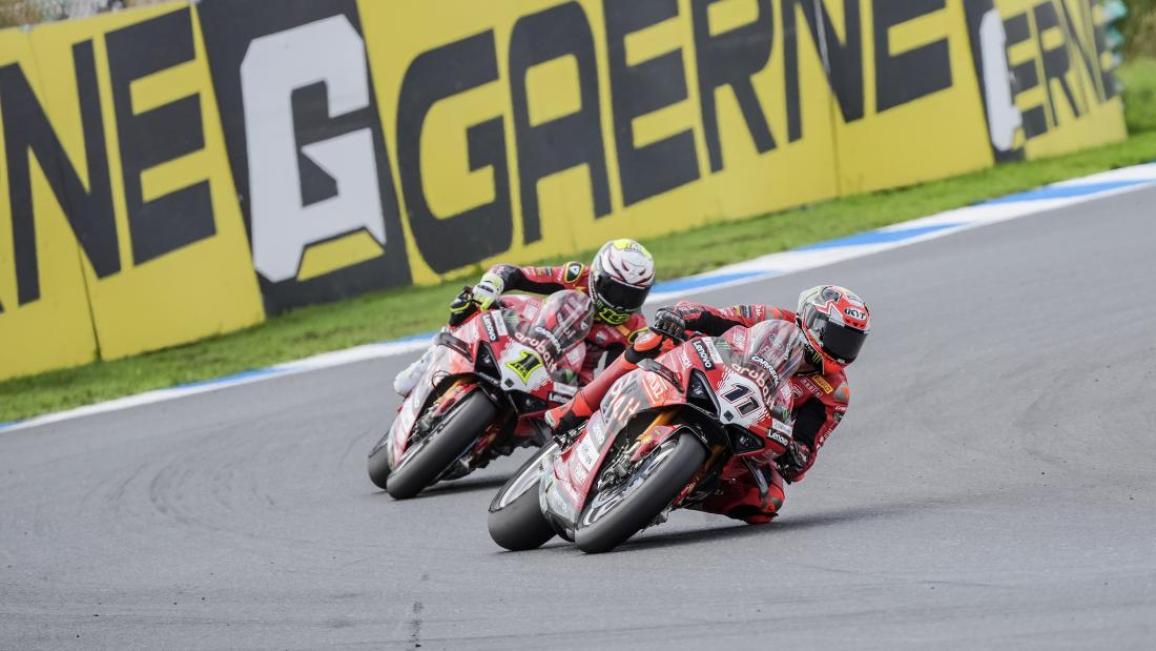 WSBK Estoril: Η μικρότερη νίκη στην ιστορία των Superbike! Μόλις 0,003 διαφορά! Έντονη η μάχη Bulega – Toprak! Τίτλος Petrucci 