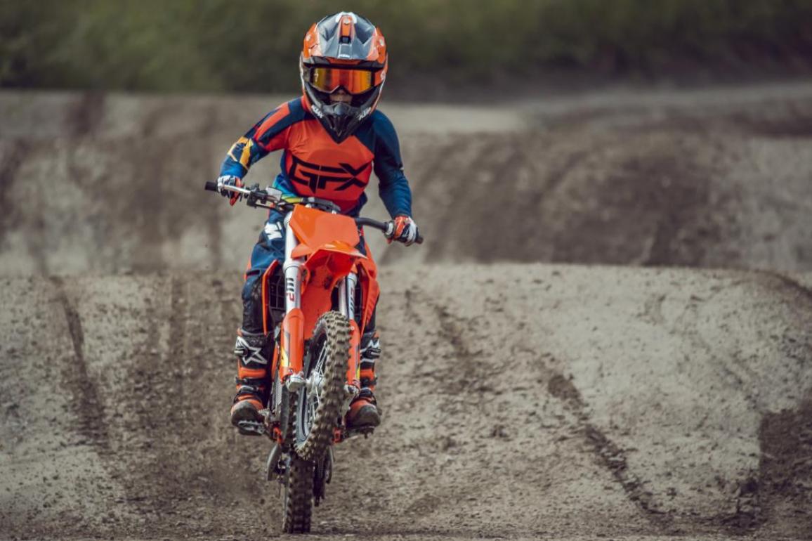 KTM SX-E 5 του 2025 και SX-E 3