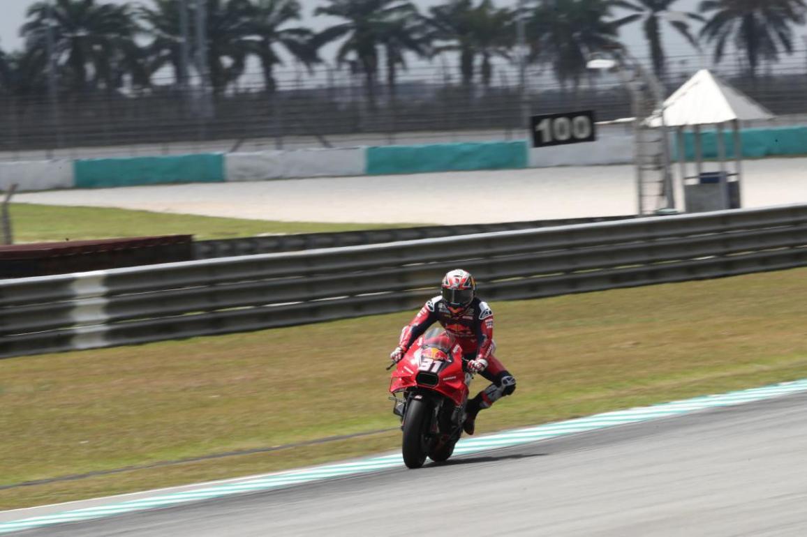 https://www.motomag.gr/news/race-news/aprilia-motogp-sepang-test-metrontas-aorato