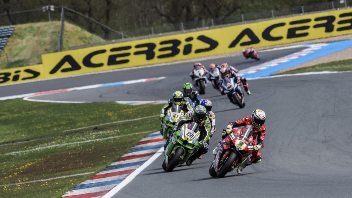 Motul WSBK 2024, Assen, Race 1 – Ο Spinelli κερδίζει σε έναν αγώνα θρίλερ