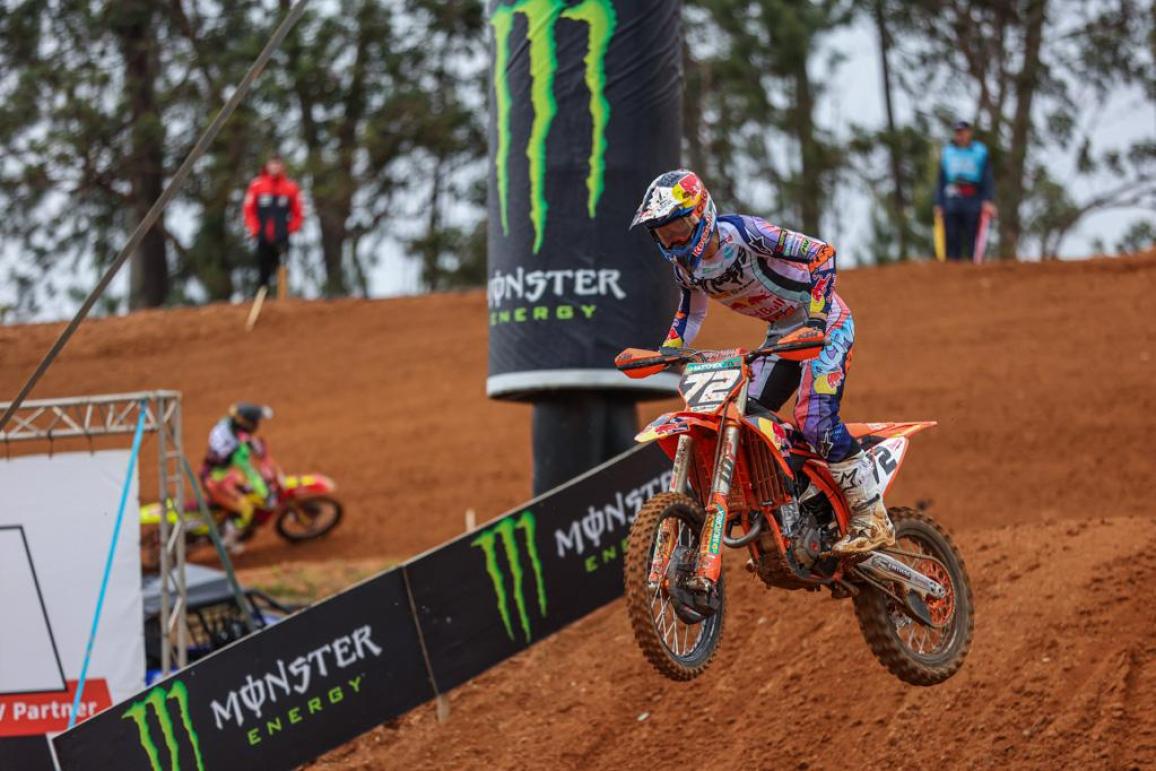 MXGP, 5ος γύρος, Πορτογαλία – Ο Pauls Jonass (Honda) κερδίζει την λασπομαχία στην MXGP