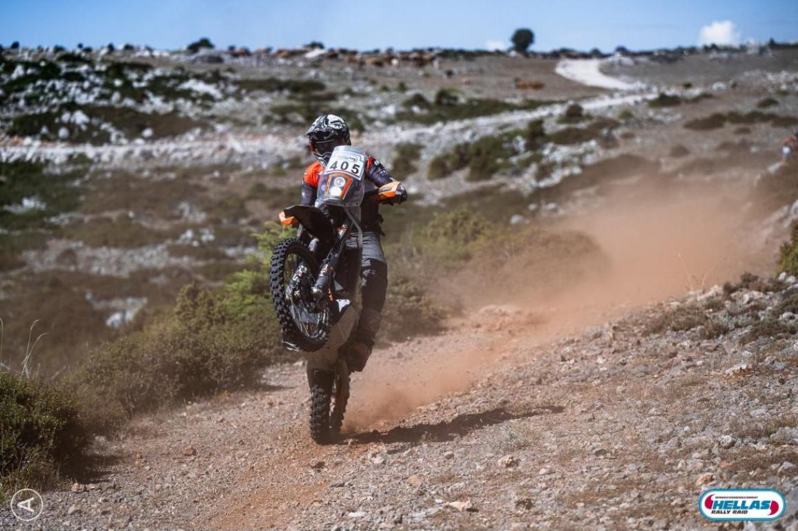 Hellas Rally Raid 2024, 3η ημέρα – Σταθερά στην τρίτη θέση των δικύλινδρων πίσω από τους εργοστασιακούς της Aprilia o Κίμωνας Καράμπελας [VIDEO]