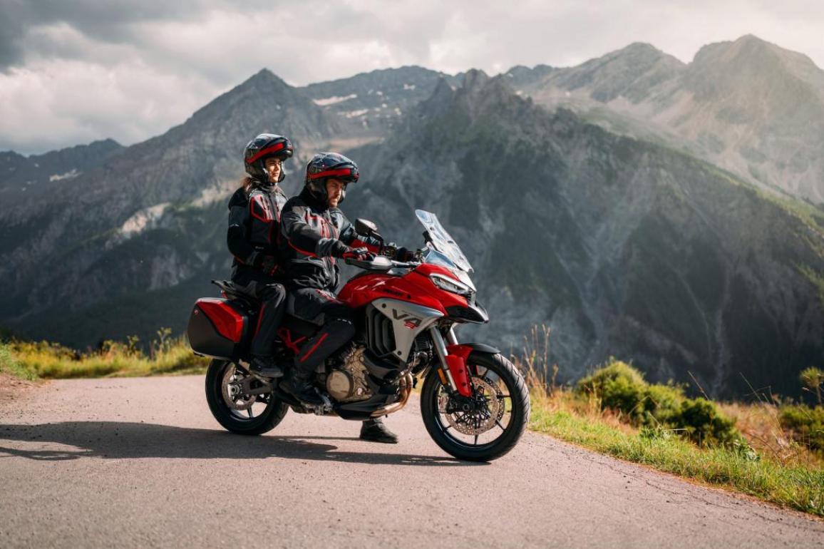 Ducati Multistrada V4 2025