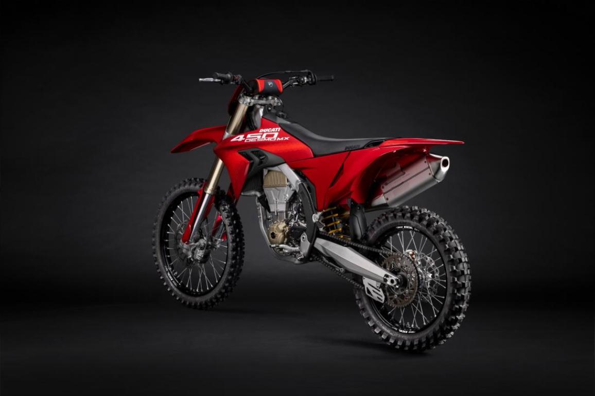 Ducati Desmo450 MX 2026 - Motocross παραγωγής 2025