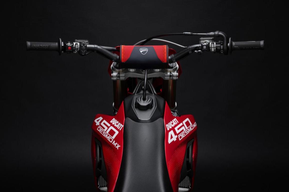 Ducati Desmo450 MX 2026 - Motocross παραγωγής 2025