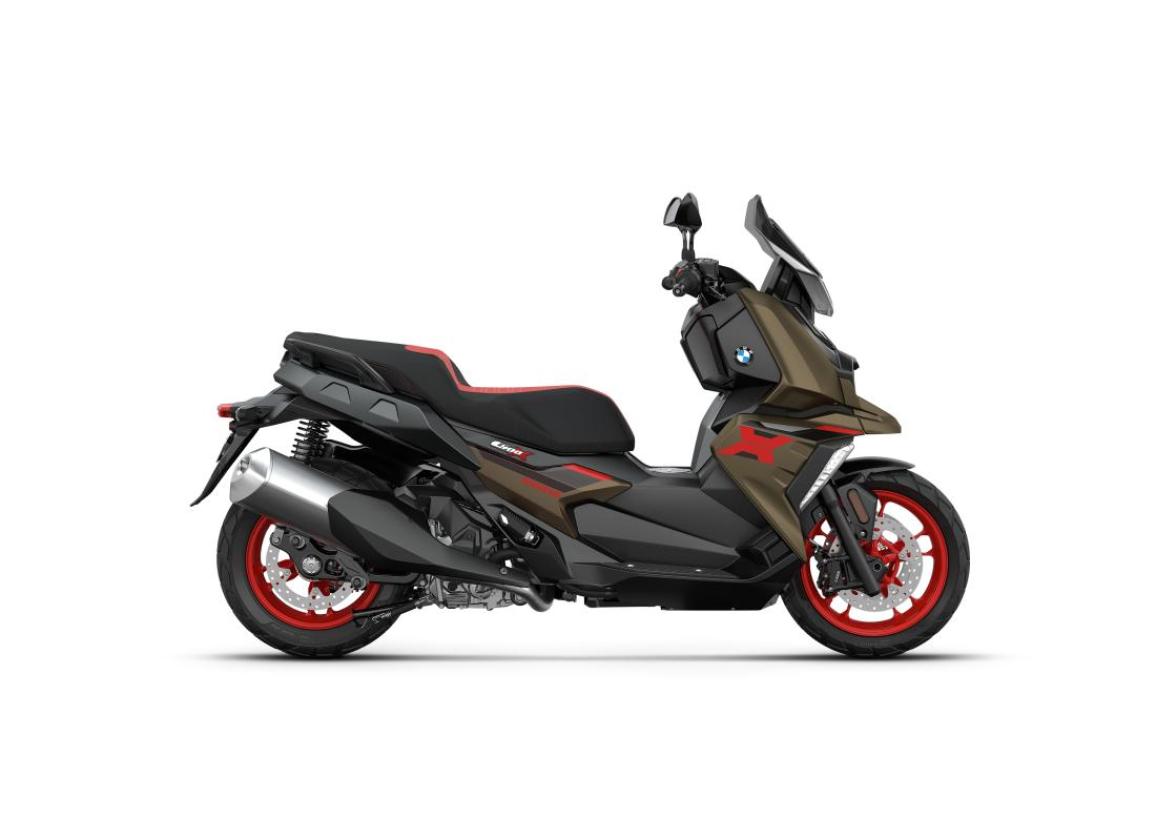 νέα BMW C 400 GT και C 400 X 2025