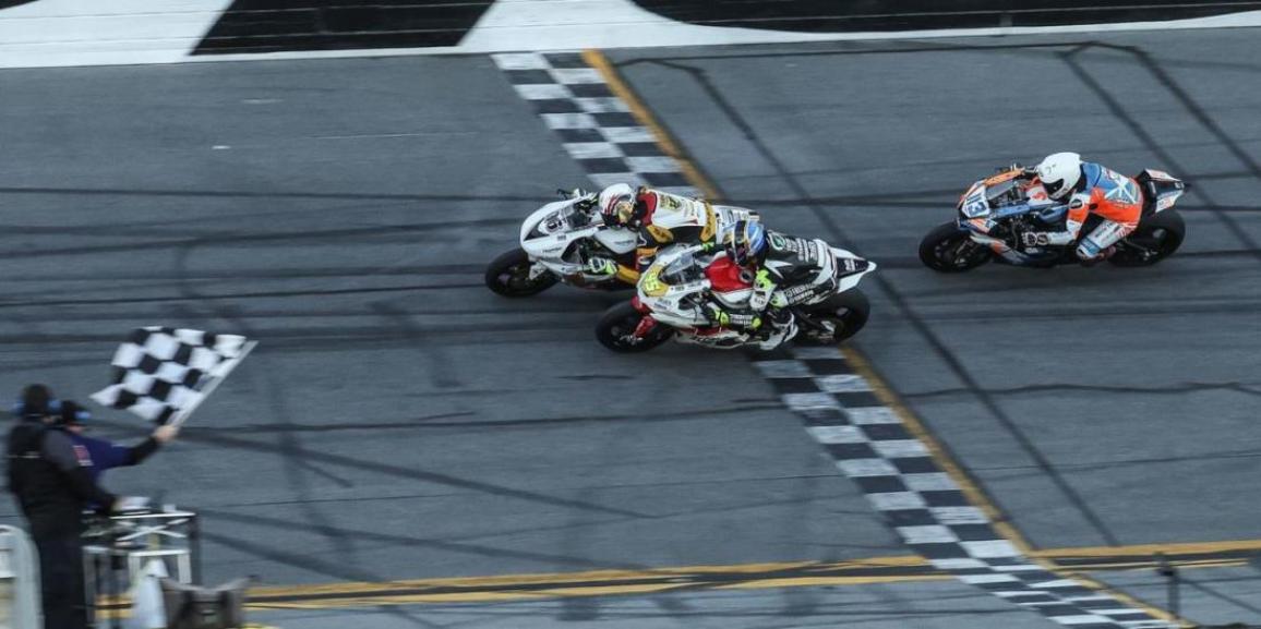 Η Triumph επιστρέφει στο Daytona 200 με τους Peter Hickman και Richard Cooper