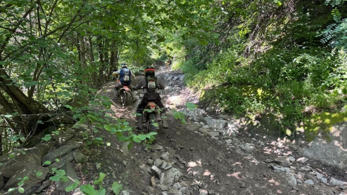 RedBull Romanicas 2η μέρα: Νίκη Lettenbichler στην 5η θέση ο Κίμωνας: Σκληρό Enduro με Yamaha Tenere!