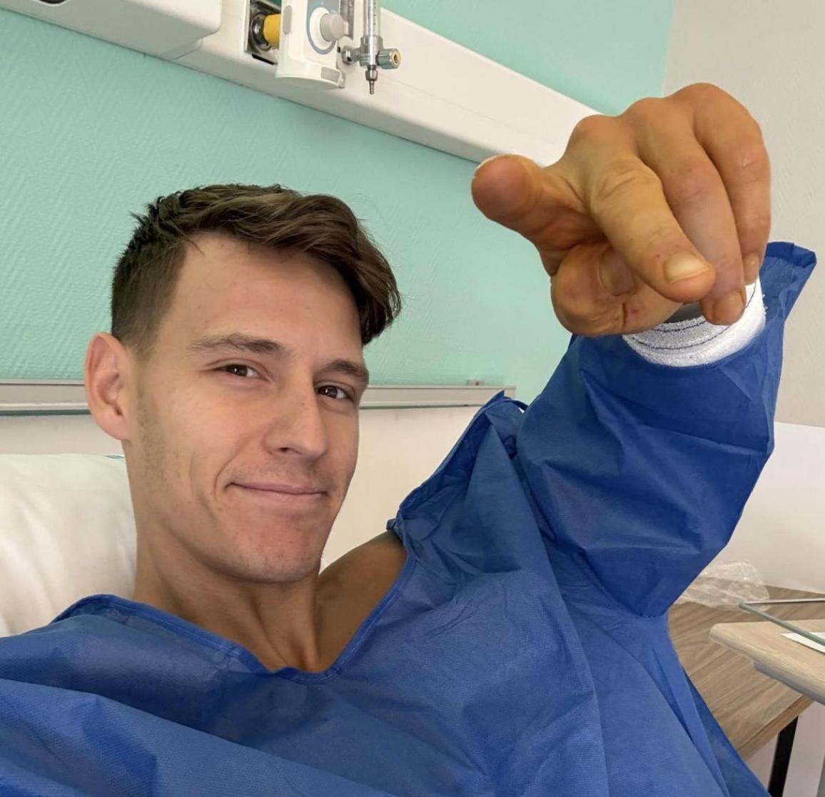 Fabio Quartaro εγχείρηση στο χέρι 2024