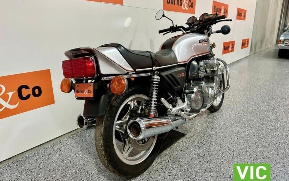 Honda CBX σε δημοπρασία με 2.600 χλμ.