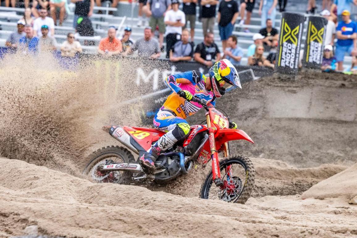 Supercross 2024 Daytona – O Jett Lawrence αυξάνει την απόστασή του στην κορυφή