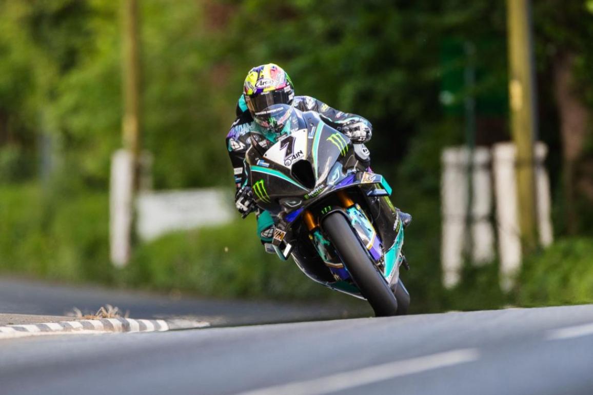 Isle of Man TT 2024, Senior TT – Νικητής ο Davey Todd σε έναν δραματικό αγώνα