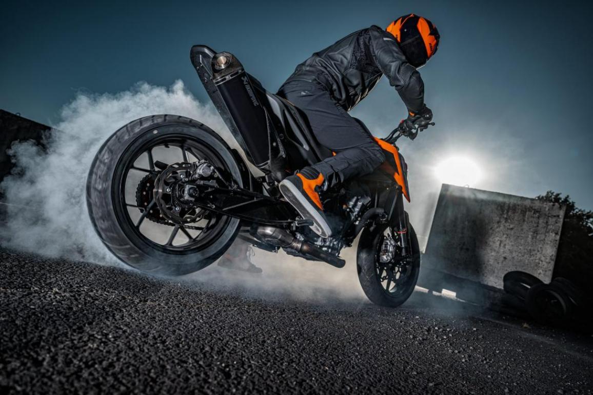 KTM 790 Duke 2024