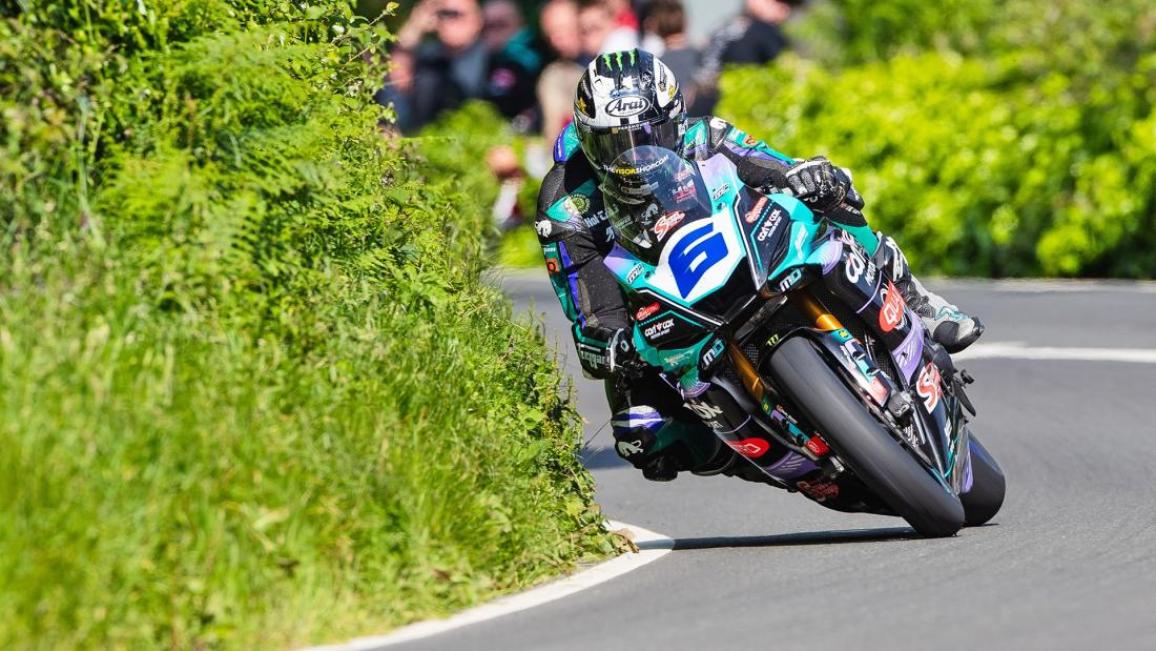 Isle of Man TT 2024, Supersport 2 & Supertwin 2 – Δύο νίκες σε μία ημέρα για τον Michael Dunlop που έφτασε τις 29 συνολικά!