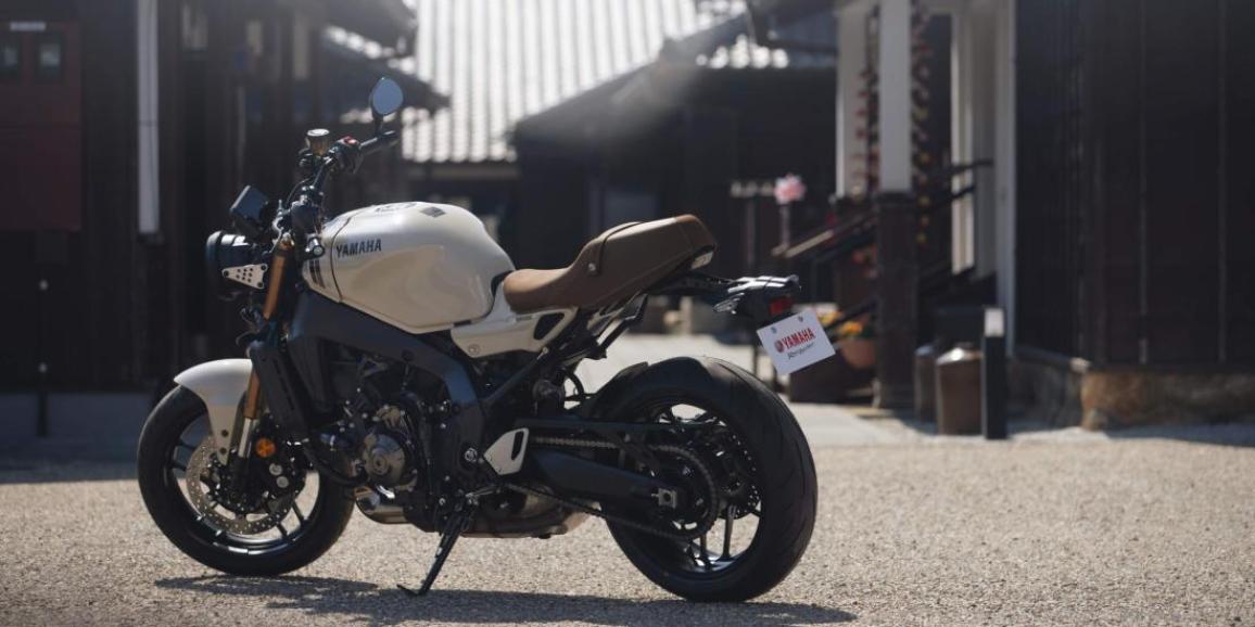 XSR900 Ceramic Ivory