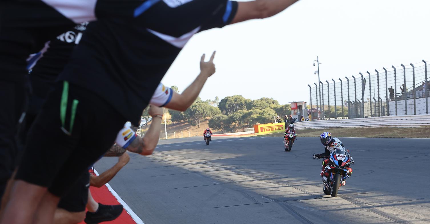 motomag Motul WSBK, Πορτογαλία – Τέταρτο συνεχόμενο χατ-τρικ του Toprak με την BMW