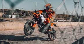 KTM 390 SMC R 2025